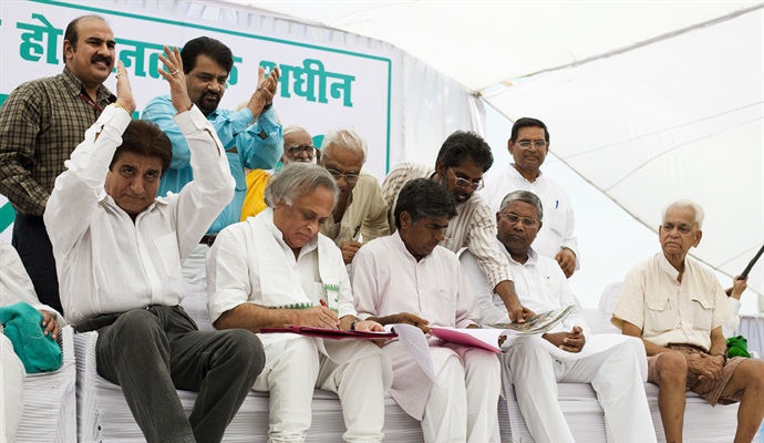 Jan Satyagraha ends with an agreement