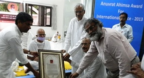 The Anuvrat Ahimsa Award 2013 for International Peace given to Rajagopal!